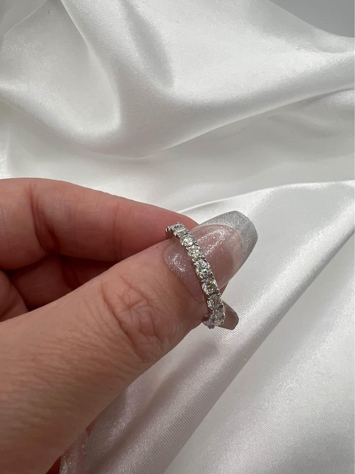 The Idona - 3mm Full Eternity Band